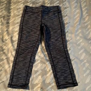 Athleta Girl Capri Leggings